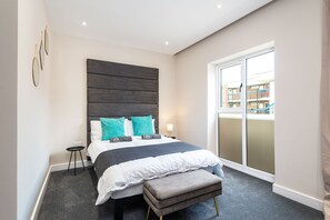 2 bedrooms, iron/ironing board, free WiFi, bed sheets - Apartment 3 of Address Apartments (Gillingham)