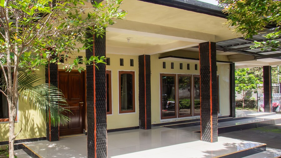 OYO Life 93409 Anugrah House