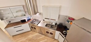 Private kitchen - Prada Foundation Exclusive Detached Loft Top Collection (Milano)