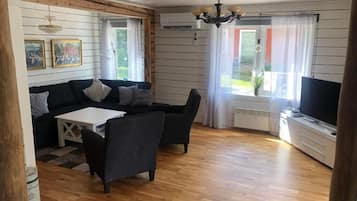 Smart-TV, Kamin, Videospiele