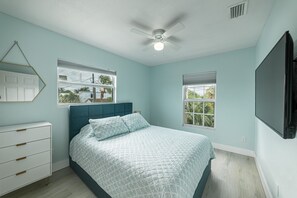 2 bedrooms, iron/ironing board, WiFi, bed sheets