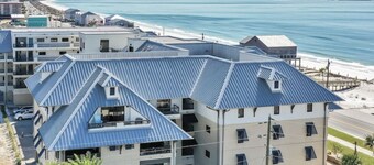 Stunning 3rd Floor Gulf View Luxury Condo! Pool, Hot Tub, Private Balcony. ☀️