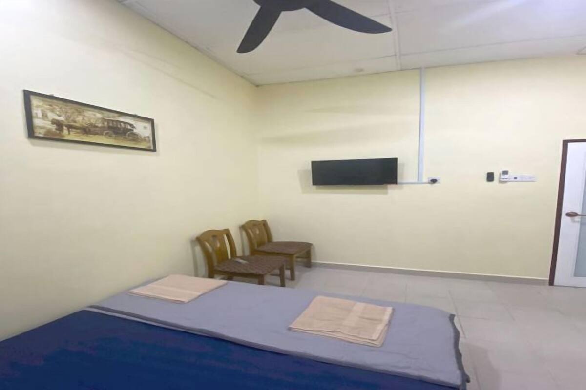1 bedroom, laptop workspace, free WiFi, bed sheets