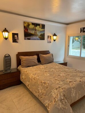4 bedrooms, bed sheets - Dar Riahi Ras Jbal (Ras Jebel)