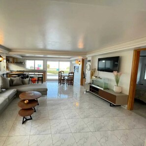 Family Villa | Living area