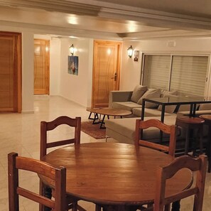 Family Villa | Living area