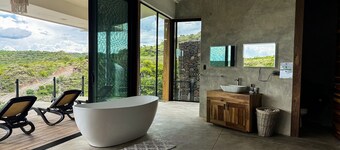 Destino 飯店及溫泉