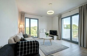 Deluxe Apartment - Nadmorze by Q4 Apartments (Gdansk)