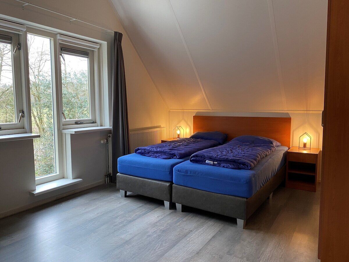 6 chambres, fer et planche à repasser, Wi-Fi gratuit, draps fournis