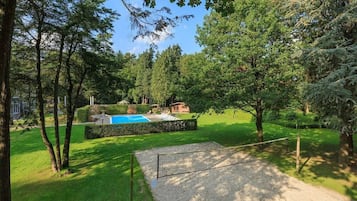 Beheizter Pool