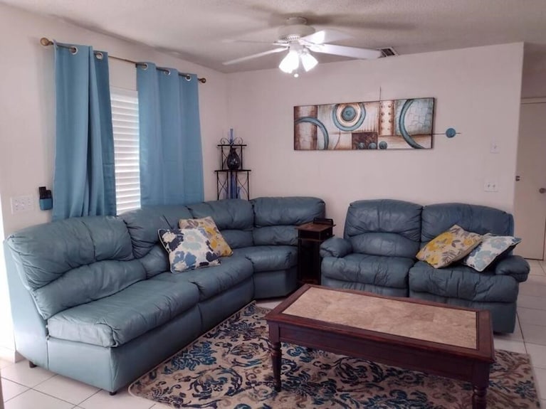 Sleeps 8-3 Bedrooms 2 Full Bathroms+gameroom Your Perfect Vacation Home! - Winter Park, FL