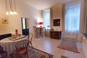 Dining - Green Palm - gemütlich, zentral mit Grünblick (Wien)