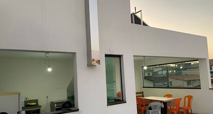 Suite 1 · Suíte Confortável 3 Camas Solteiro + 1 Auxiliar I