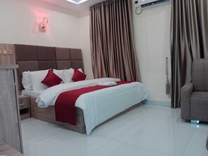 Deluxe Suite - Ficon Hotel & Suites (Enugu)