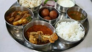 Food and drink - THE WAI HILLS - MTDC Approved  (Wai)