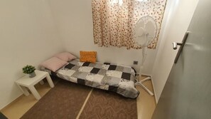 2 dormitorios, tabla de planchar con plancha, wifi y ropa de cama