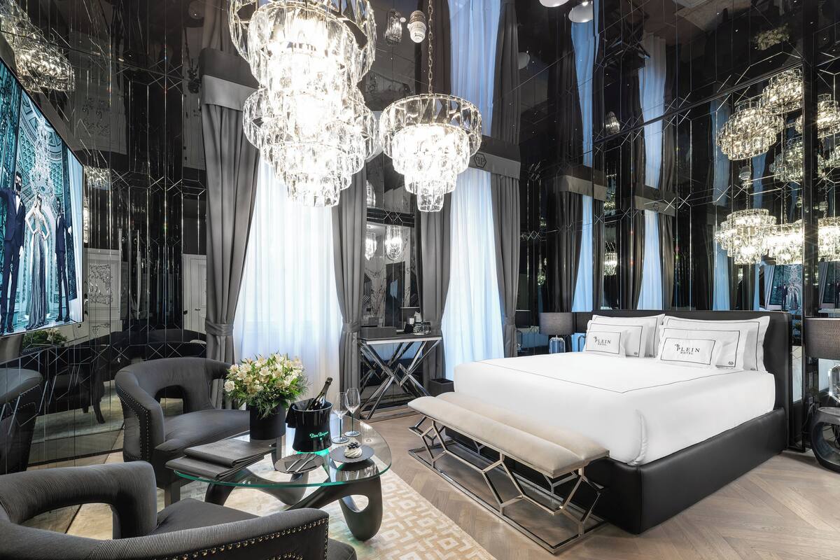 Deluxe Room | 埃及棉床单、高档床上用品、羽绒被、加厚床垫