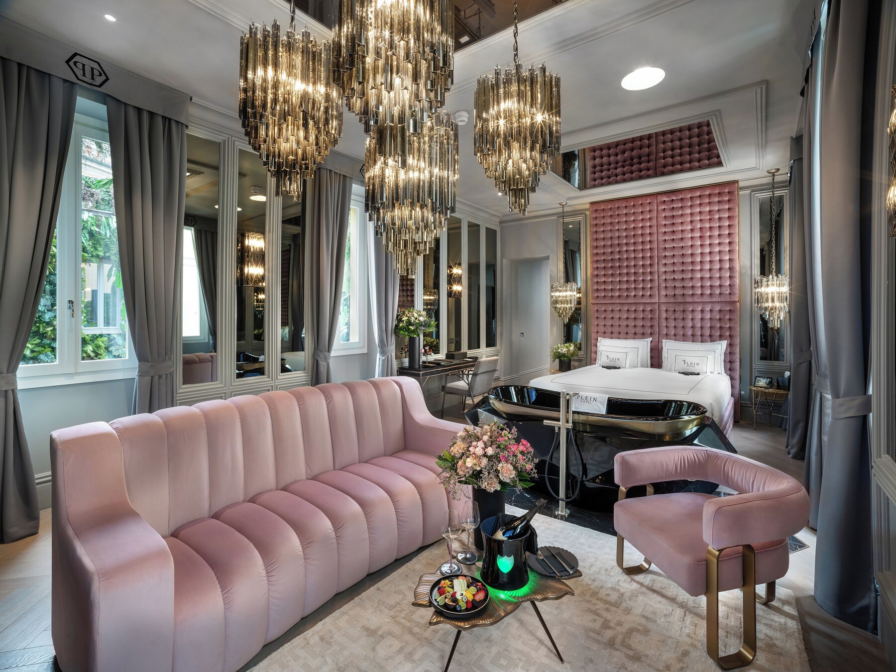 Spa Suite | Egyptian cotton sheets, premium bedding, down comforters, pillowtop beds