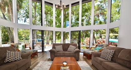 Homosassa River Retreat with Pool, Dock, Fire Pit & Water Sports