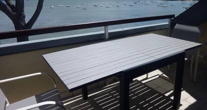 Duplex apartment, feet in the water