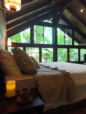1 bedroom, desk, iron/ironing board, free WiFi - Casa Juçara Floripa | Hidden treasure in the jungle – Nature stay (Armacao do Pântano do Sul Florianópolis)