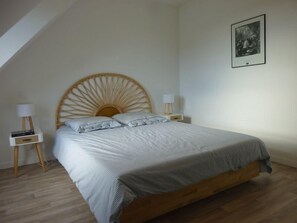 4 bedrooms - Maison 8 personnes, la mer et la campagne (AMBON)