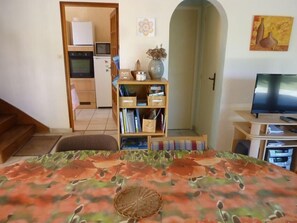 3 bedrooms - In DAMGAN, quiet house for 6 people, the beach on foot. (DAMGAN)