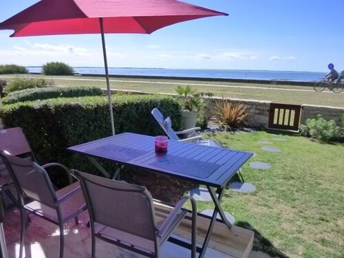Very nice ground floor apartment with sea view