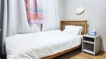 3 quartos, ferros/tábuas de passar roupa, Wi-Fi, roupa de cama