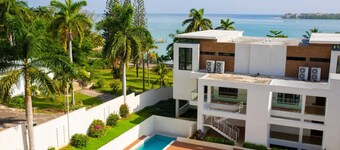 Welcome to Nautical Homes Paradise 2
