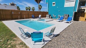 Beheizter Pool