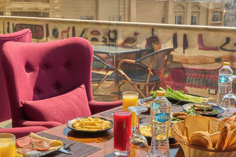King Pyramids View Hotel