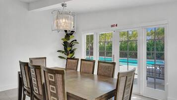 Family House | Private kitchen | Full-sized fridge, microwave, oven, stovetop