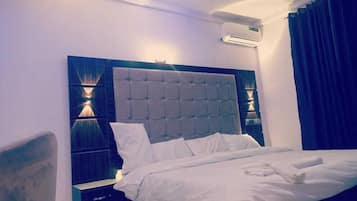 Chambre Classique | 1 chambre, coffres-forts dans les chambres, Wi-Fi gratuit