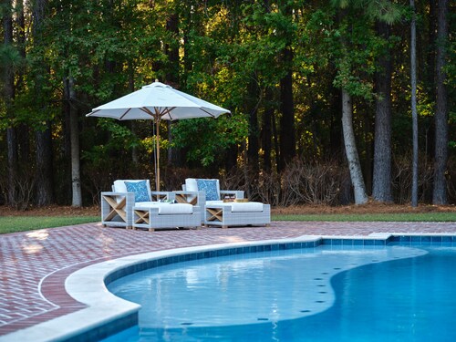 May River Manor