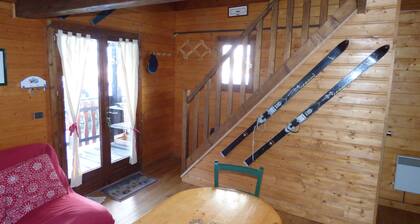 Chalet Pied des Pistes Dans L'espace Cambre D'aze Avec Terrasse Plein sud