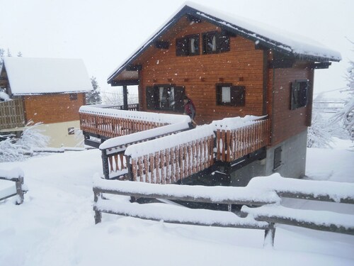 Chalet Pied des Pistes Dans L'espace Cambre D'aze Avec Terrasse Plein sud