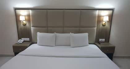 Eros Hotel and Suites Lekki