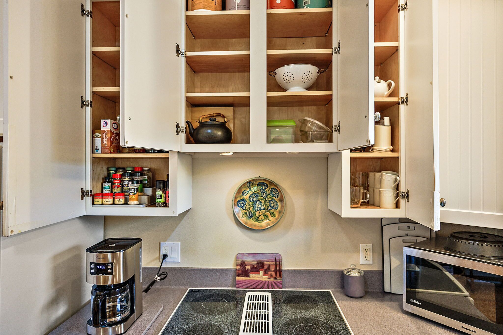 City Bungalow, Garden Area | Private kitchen | Oven, stovetop, dishwasher, toaster