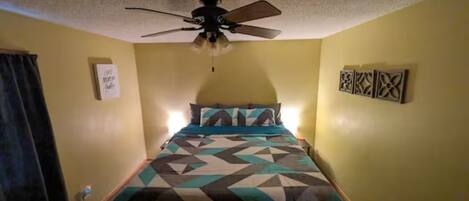 2 bedrooms, iron/ironing board, WiFi, bed sheets