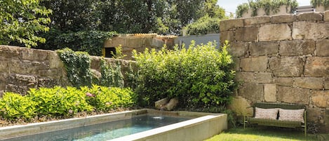 Piscine extérieure (ouverte en saison)