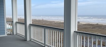 Beachfront NEW Luxury Build-4B, 4.5B, Elevator, near Surfside Beach, Freeport TX