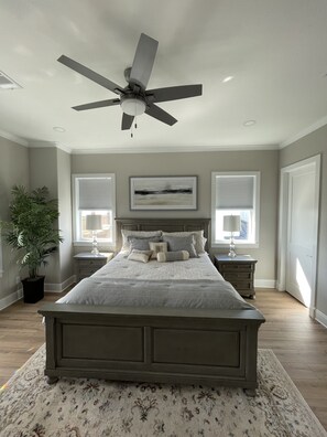 4 bedrooms, desk, iron/ironing board, free WiFi