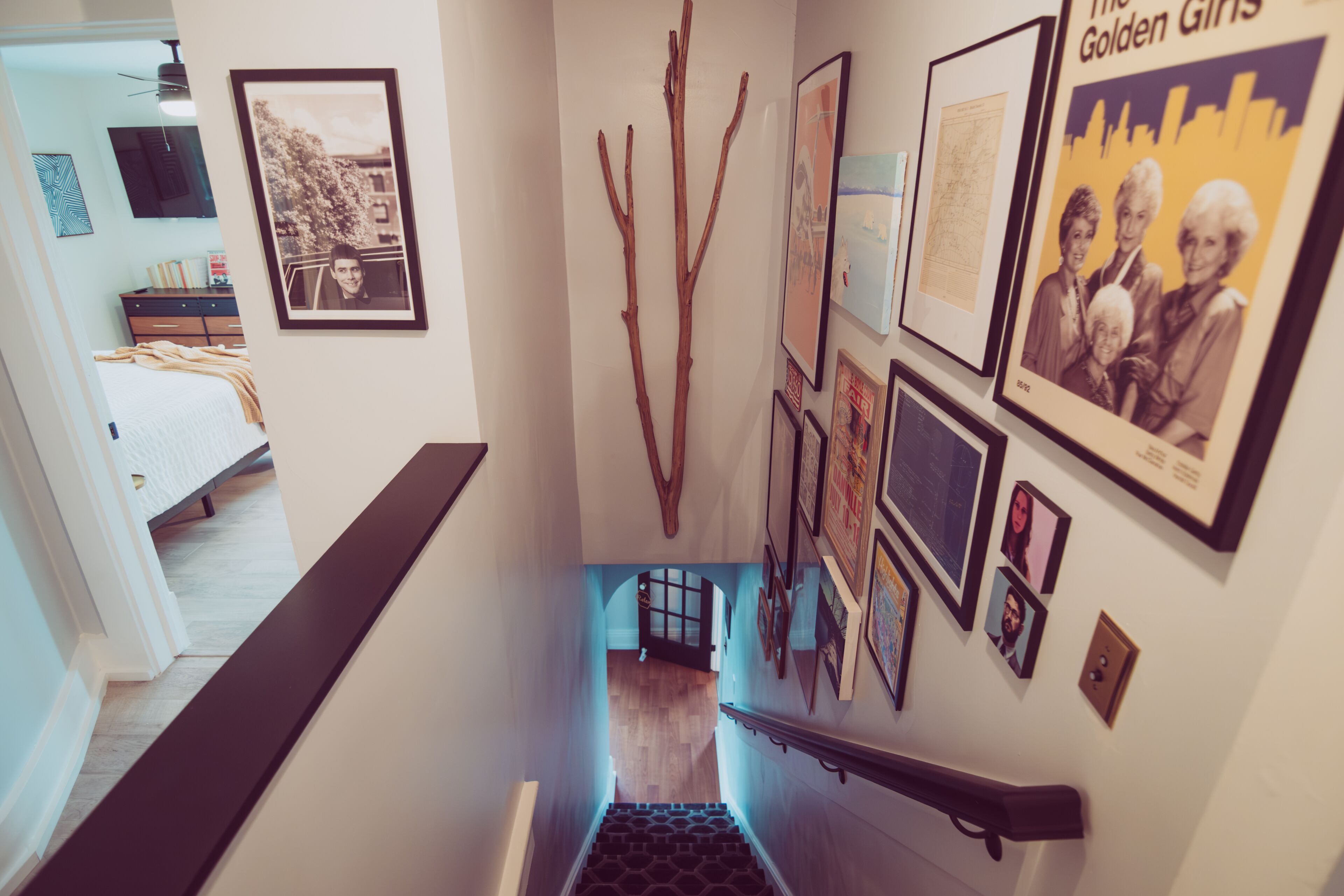 3 habitaciones, escritorio, tabla de planchar con plancha y wifi 