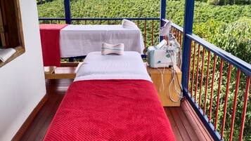 Tratamentos corporais, aromaterapia, massagens com pedras quentes