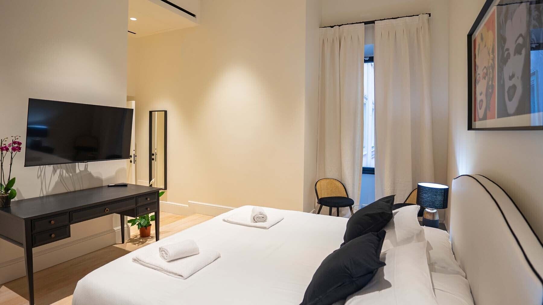 1 bedroom, desk, free WiFi, bed sheets