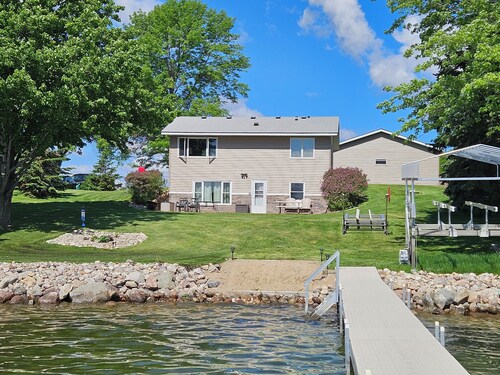 Cabin on Big Chippewa Lake for rent.  Located in Brandon, MN.