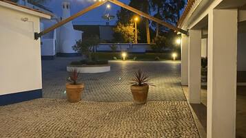 Enceinte de lâhĂ©bergement