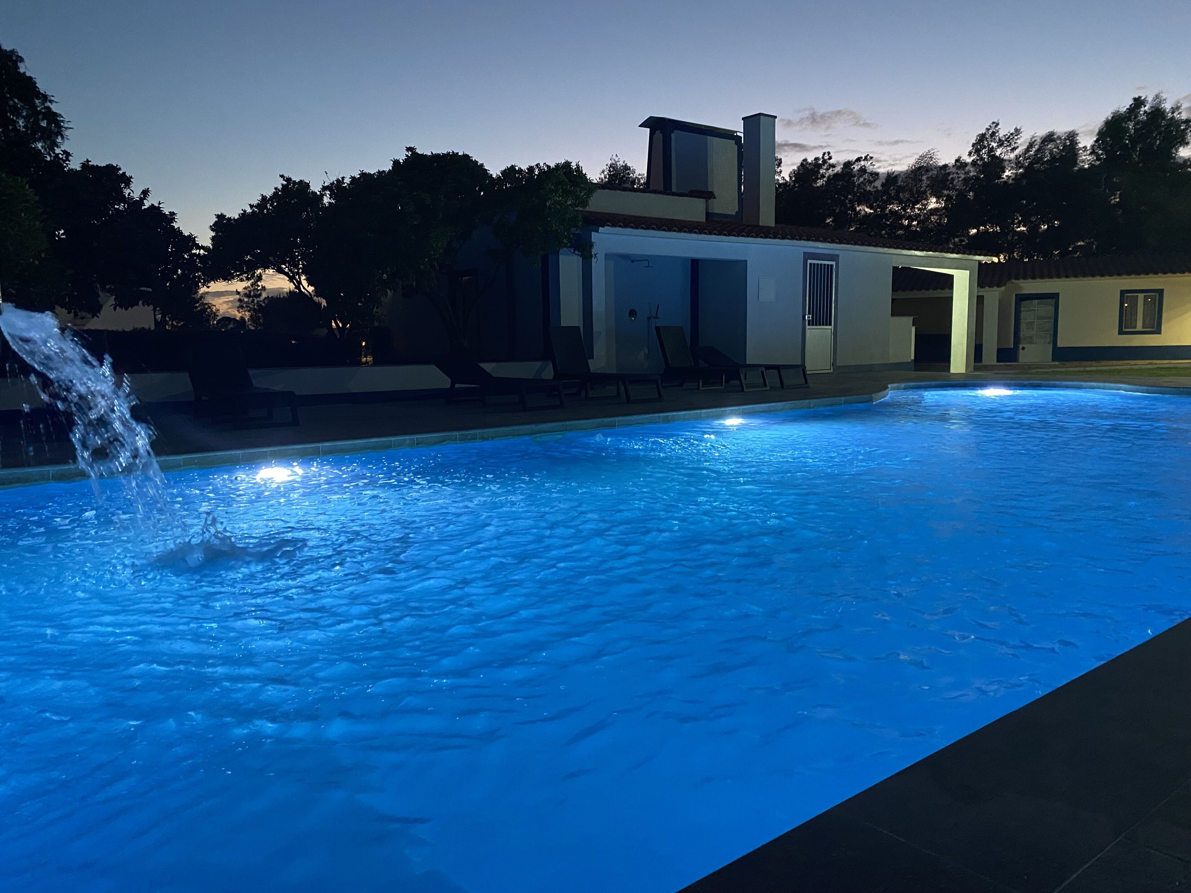 Piscine extérieure, piscine chauffée