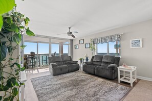 Smart-tv, böcker och printers